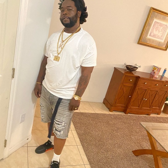 Meet your Posher, Kenneth - Picture 1 of 1